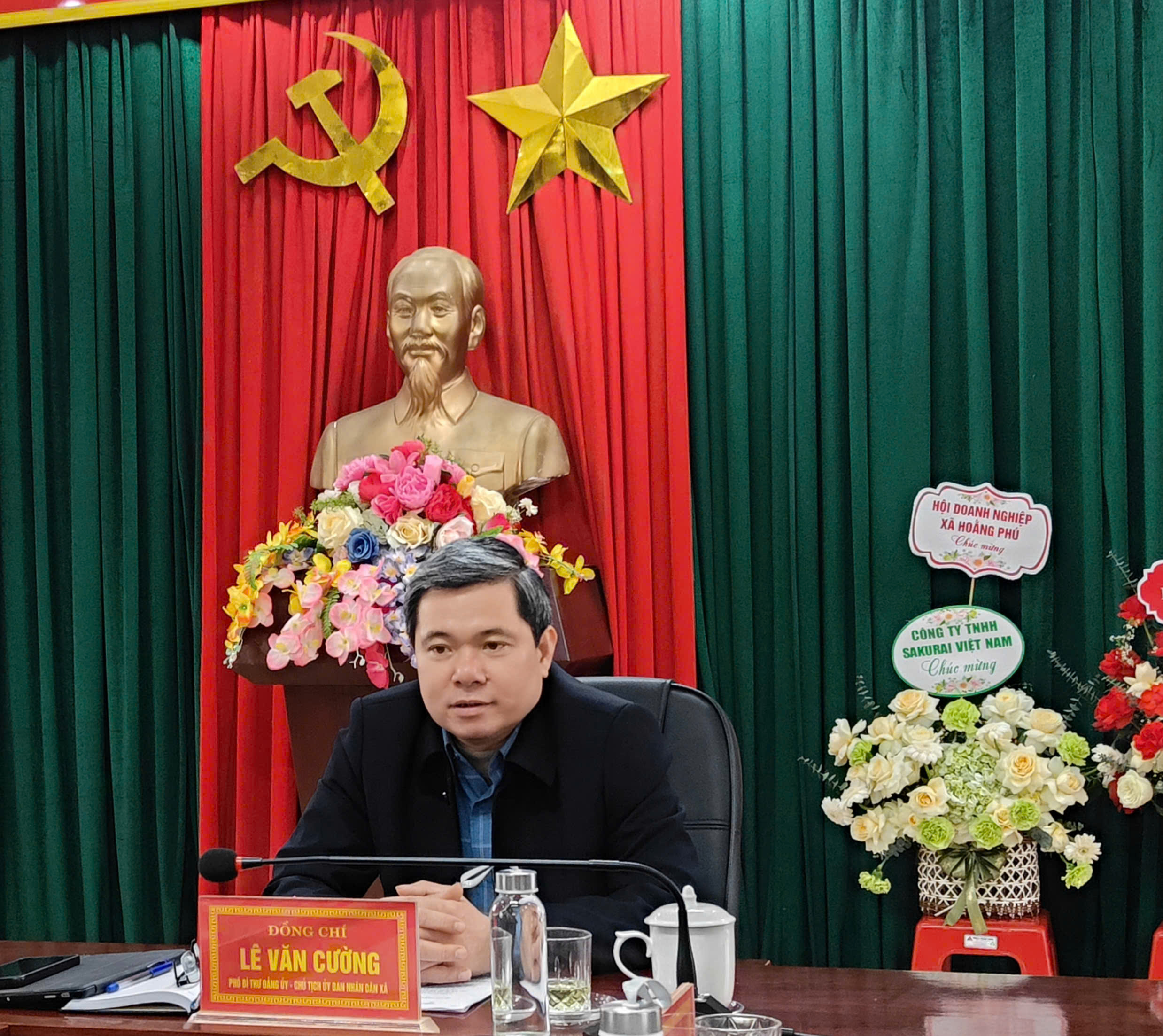 Anh-tin-bai